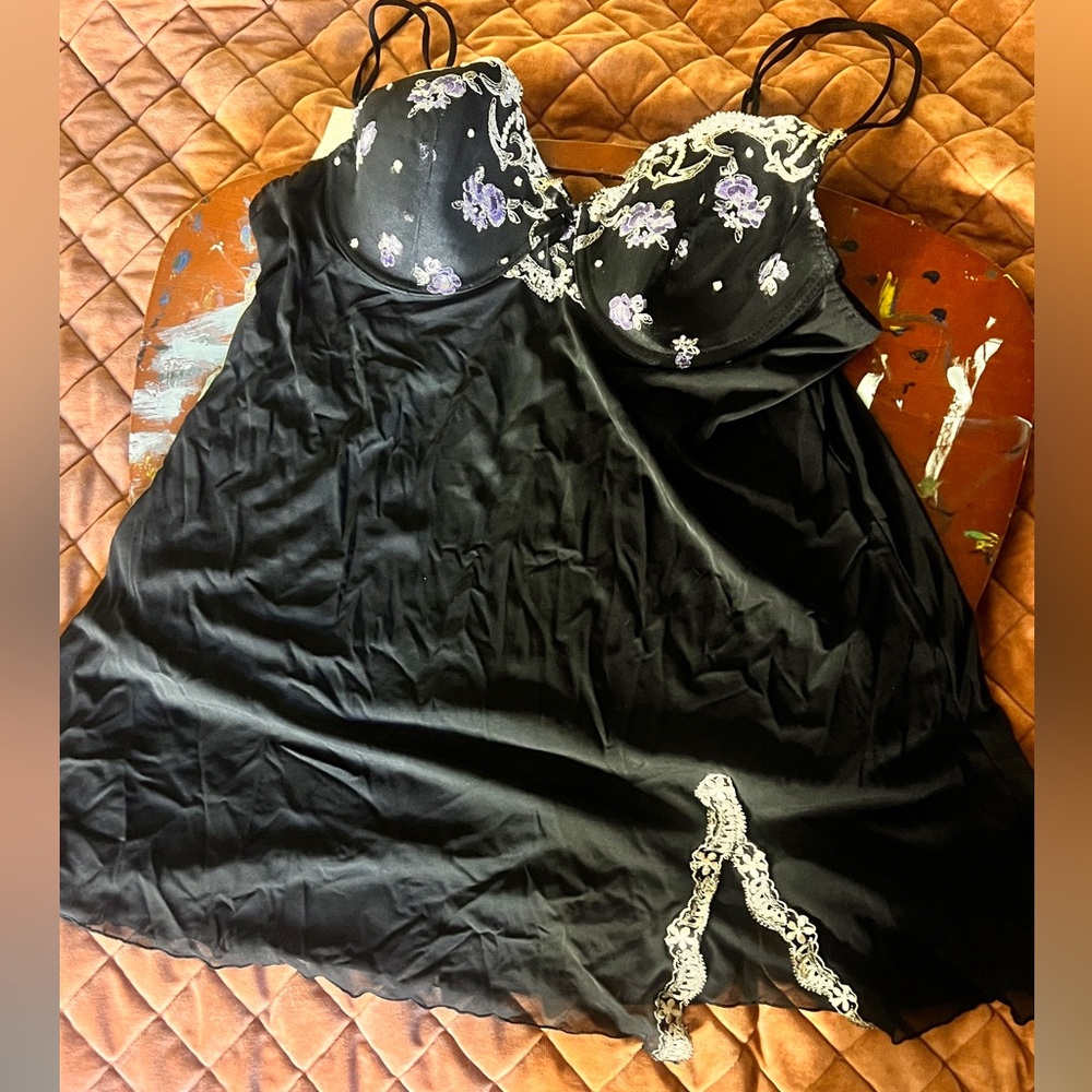 XL Vintage Lace Nightgown